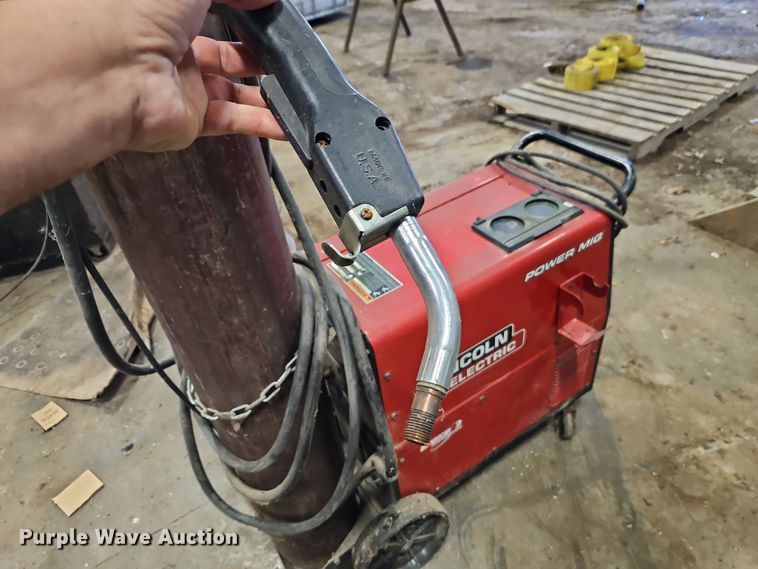 image for item DT7749 Lincoln Power Mig 256 welder