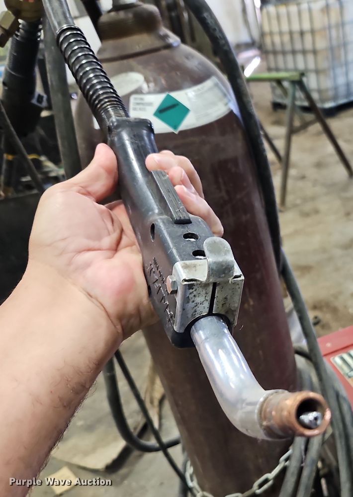 image for item DT7749 Lincoln Power Mig 256 welder