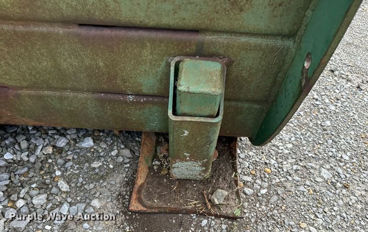 image for item DV1958 John Deere 00534 9' W blade