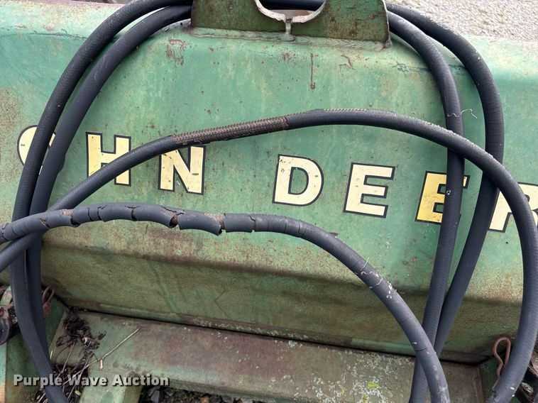 image for item DV1958 John Deere 00534 9' W blade