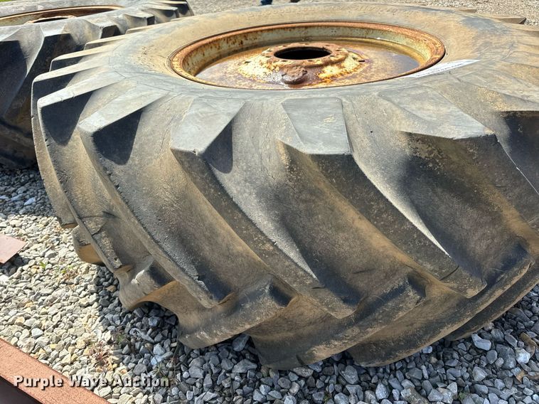 image for item DV1959 (2) 24.5-32 tires and wheels