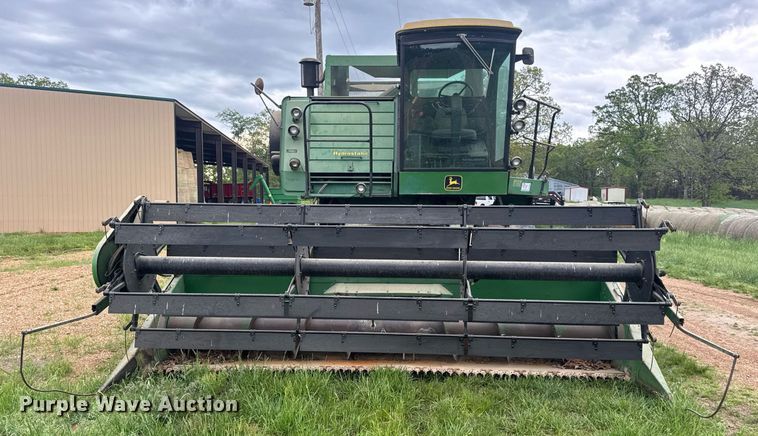 image for item DV4004 1981 John Deere 6620 Turbo combine