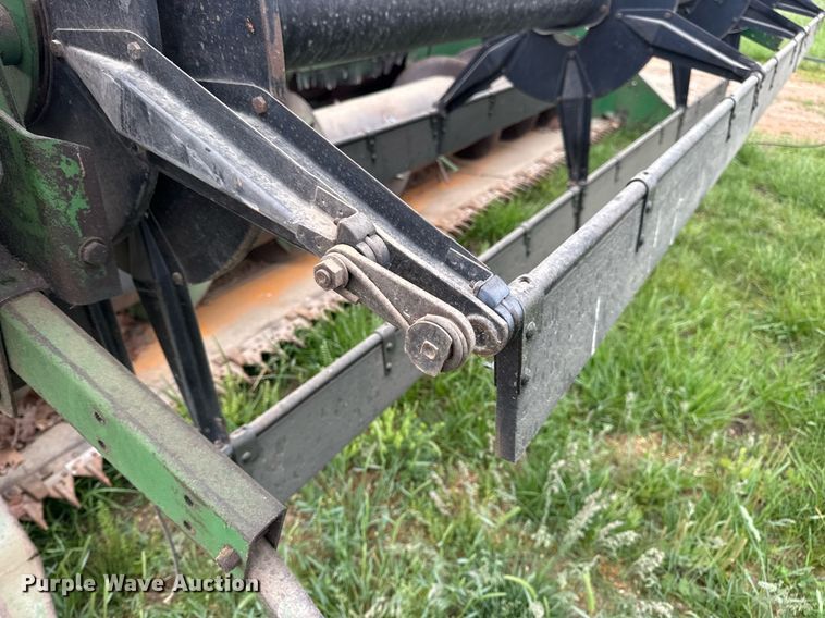 image for item DV4004 1981 John Deere 6620 Turbo combine