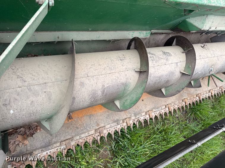 image for item DV4004 1981 John Deere 6620 Turbo combine