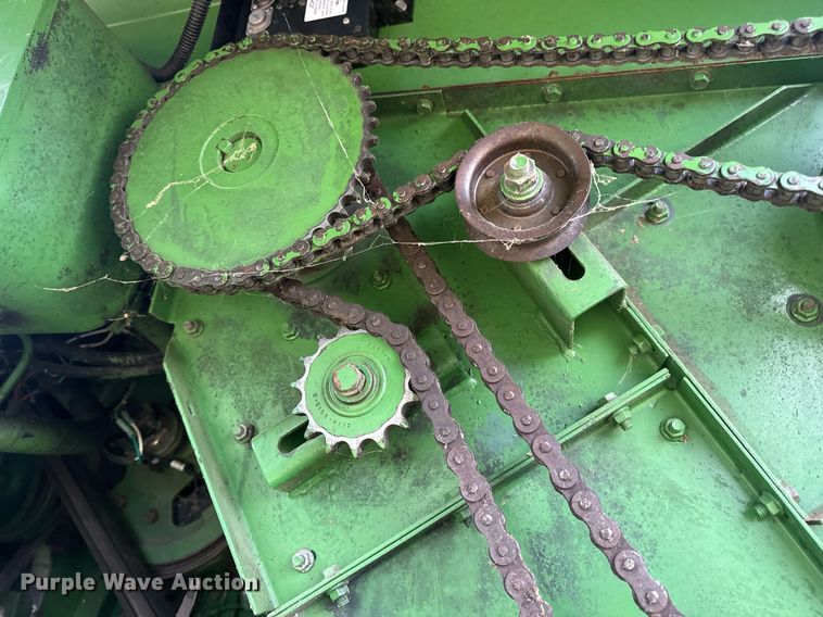 image for item DV4004 1981 John Deere 6620 Turbo combine