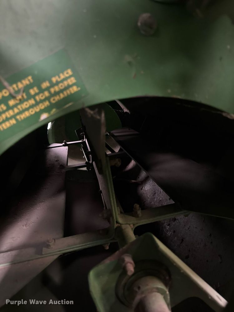 image for item DV4004 1981 John Deere 6620 Turbo combine