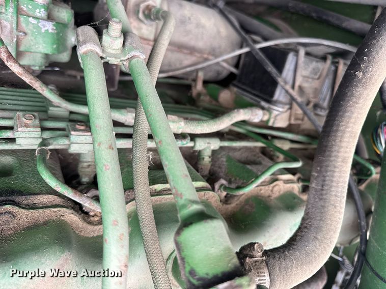 image for item DV4004 1981 John Deere 6620 Turbo combine