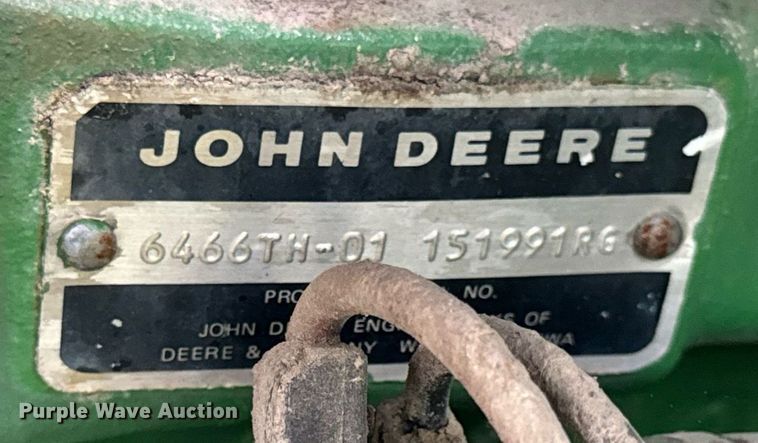 image for item DV4004 1981 John Deere 6620 Turbo combine