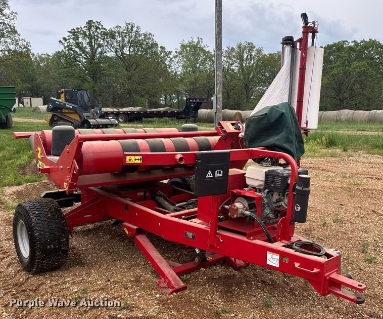 image for item DV4007 2023 Anderson 680HS bale wrapper