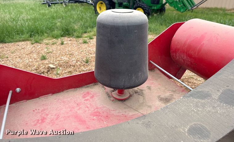 image for item DV4007 2023 Anderson 680HS bale wrapper