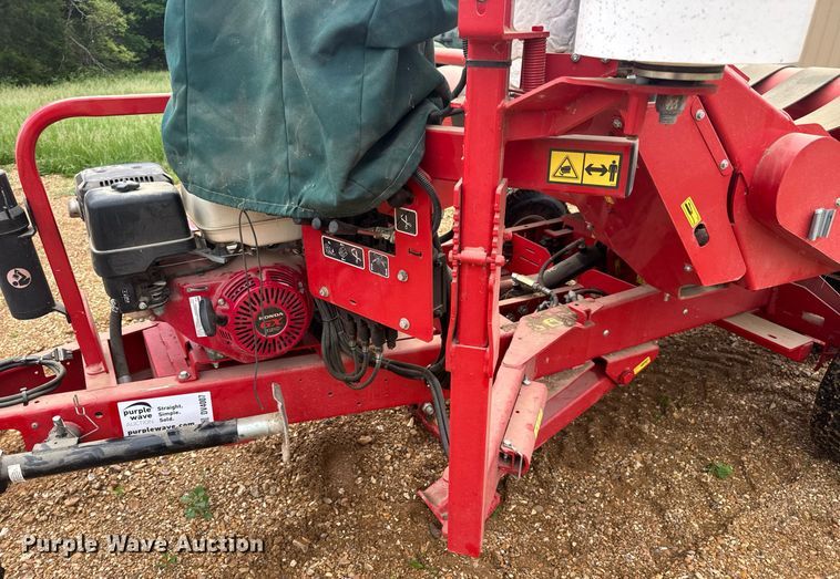 image for item DV4007 2023 Anderson 680HS bale wrapper