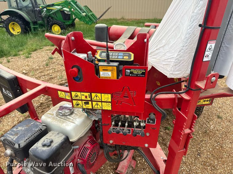 image for item DV4007 2023 Anderson 680HS bale wrapper