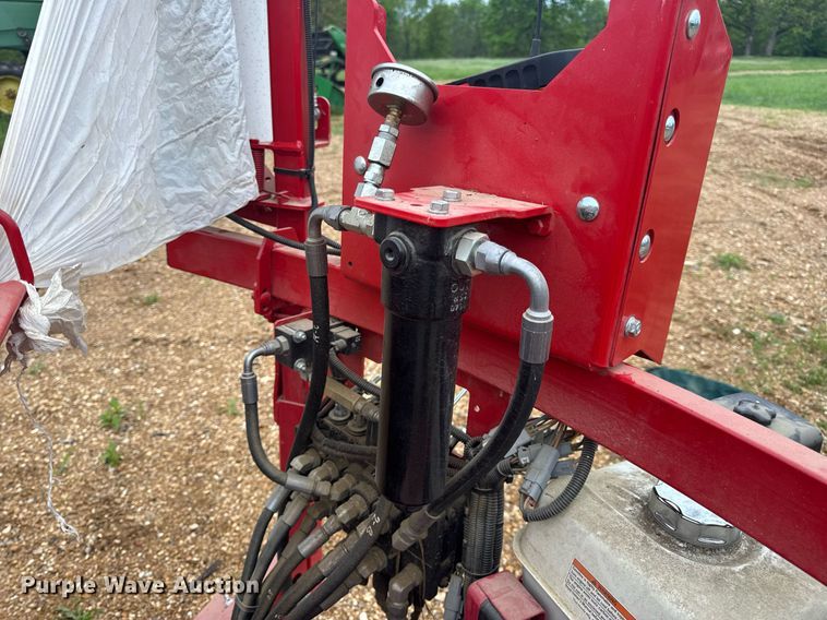 image for item DV4007 2023 Anderson 680HS bale wrapper