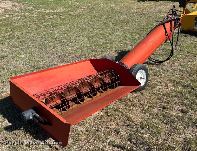 image for item DX8999 Wheatheart auger