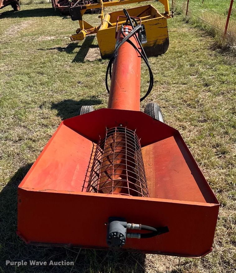 image for item DX8999 Wheatheart auger