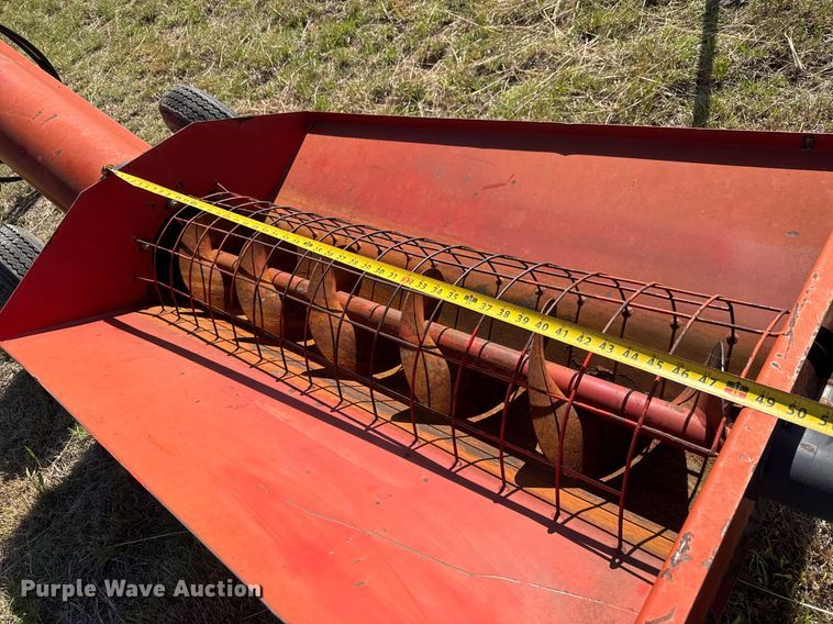 image for item DX8999 Wheatheart auger