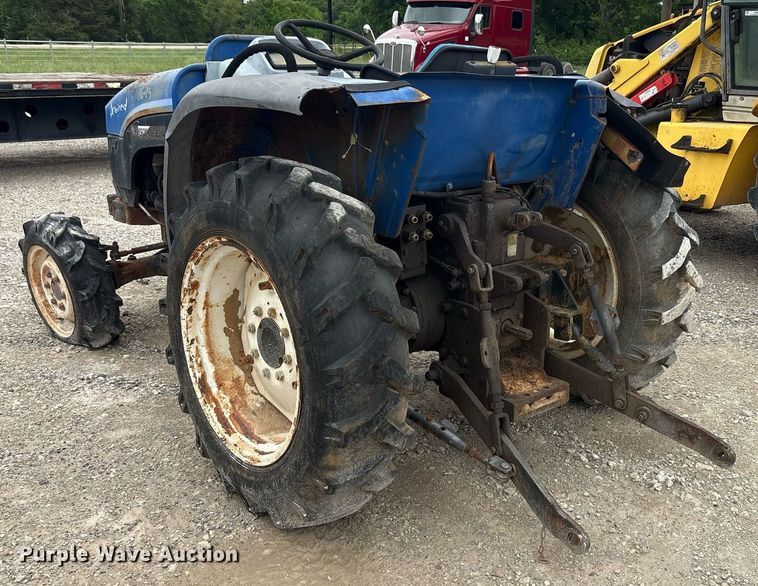 image for item DY2466 2004 Johnson JT3004-AK2 tractor