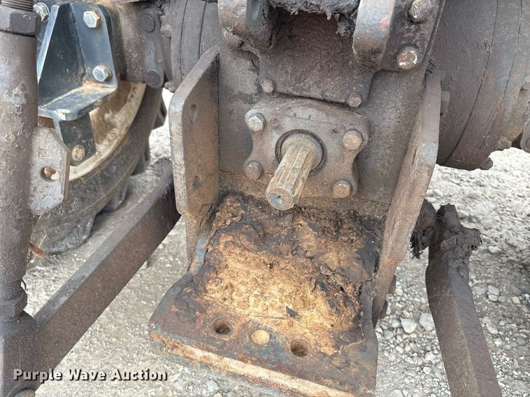 image for item DY2466 2004 Johnson JT3004-AK2 tractor