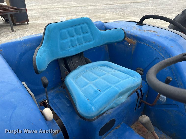 image for item DY2466 2004 Johnson JT3004-AK2 tractor