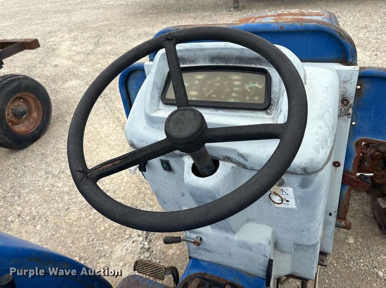 image for item DY2466 2004 Johnson JT3004-AK2 tractor