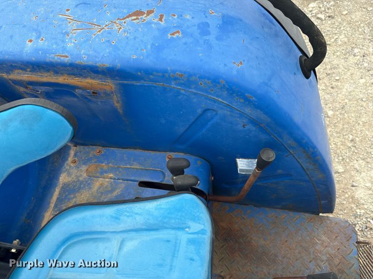 image for item DY2466 2004 Johnson JT3004-AK2 tractor