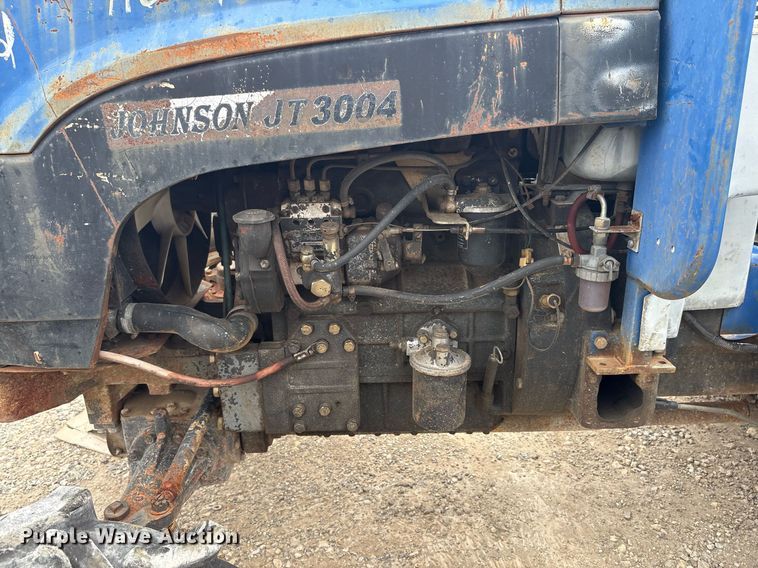 image for item DY2466 2004 Johnson JT3004-AK2 tractor
