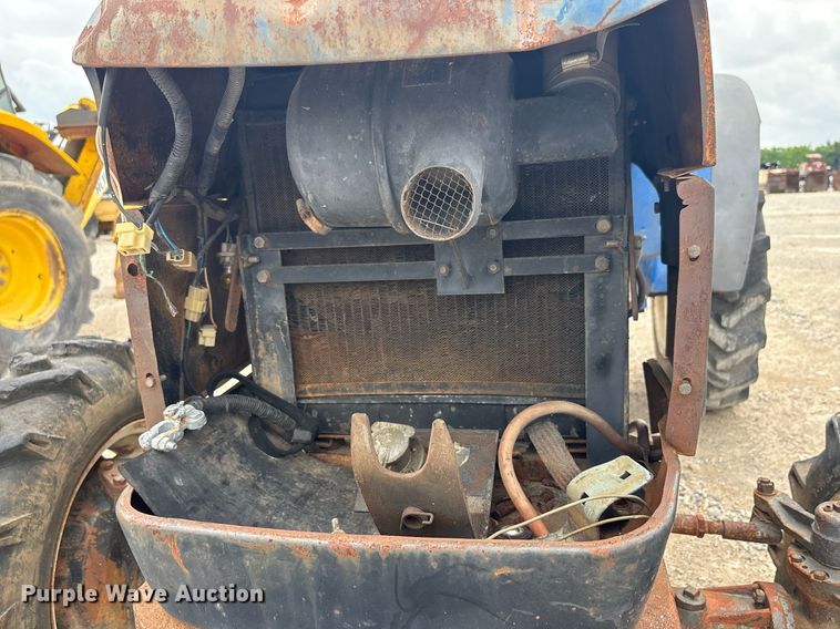 image for item DY2466 2004 Johnson JT3004-AK2 tractor