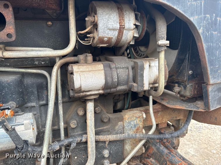 image for item DY2466 2004 Johnson JT3004-AK2 tractor