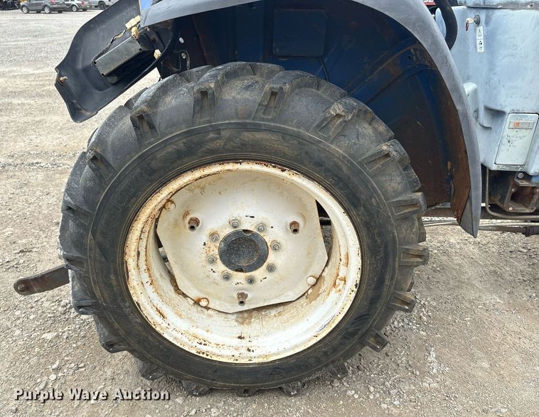 image for item DY2466 2004 Johnson JT3004-AK2 tractor