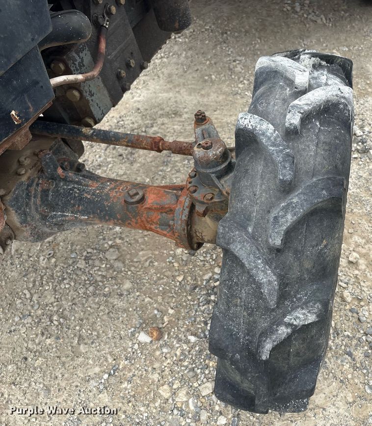 image for item DY2466 2004 Johnson JT3004-AK2 tractor