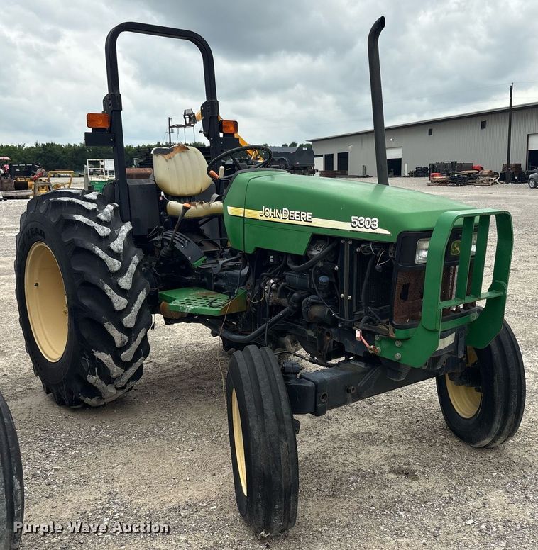 image for item DY2468 2004 John Deere 5303 tractor