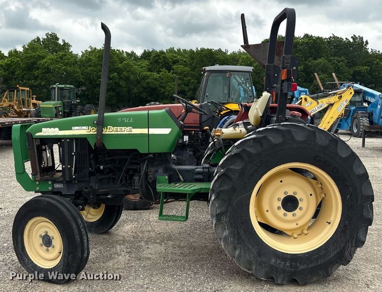 image for item DY2468 2004 John Deere 5303 tractor