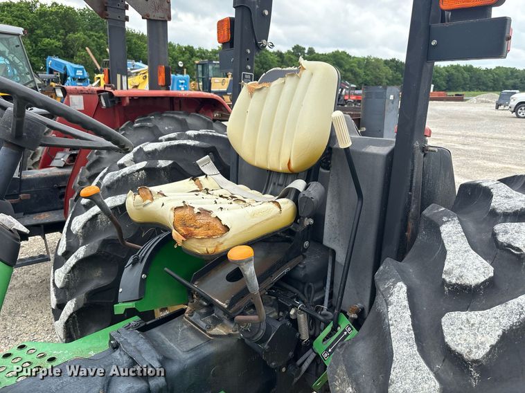 image for item DY2468 2004 John Deere 5303 tractor