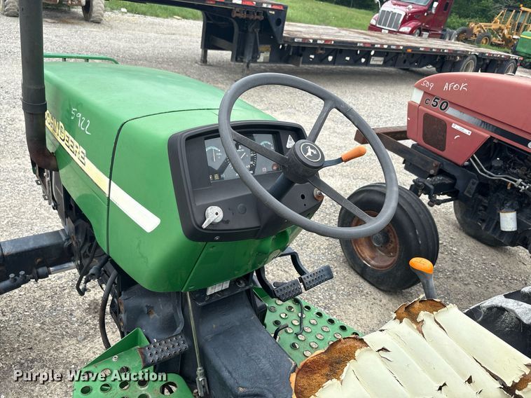 image for item DY2468 2004 John Deere 5303 tractor