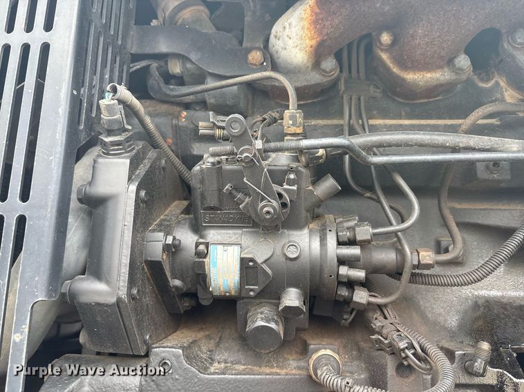 image for item DY2468 2004 John Deere 5303 tractor