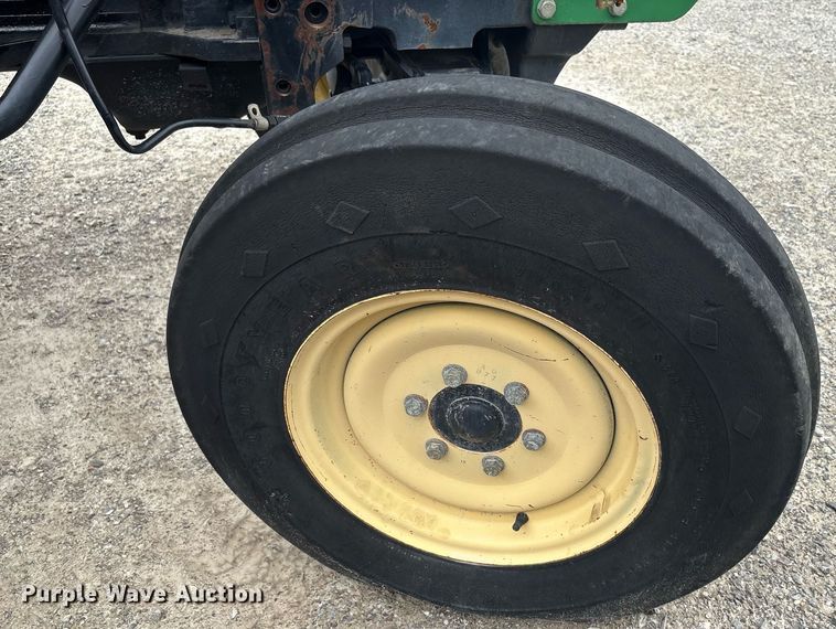 image for item DY2468 2004 John Deere 5303 tractor