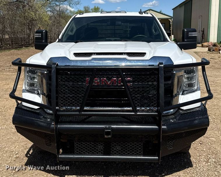 image for item DY8017 2020 GMC Sierra 3500HD bale bed pickup truck