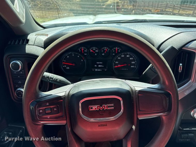 image for item DY8017 2020 GMC Sierra 3500HD bale bed pickup truck