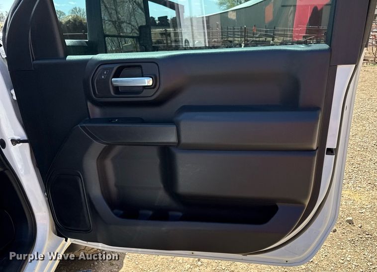 image for item DY8017 2020 GMC Sierra 3500HD bale bed pickup truck