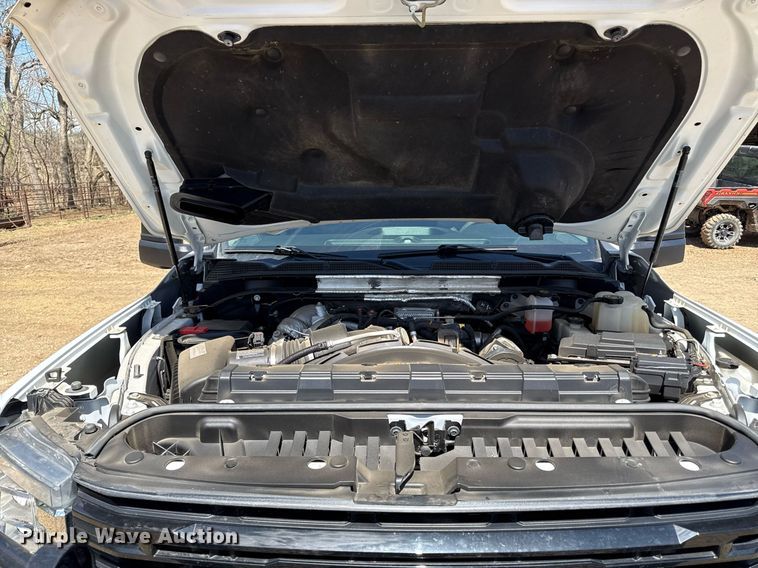 image for item DY8017 2020 GMC Sierra 3500HD bale bed pickup truck