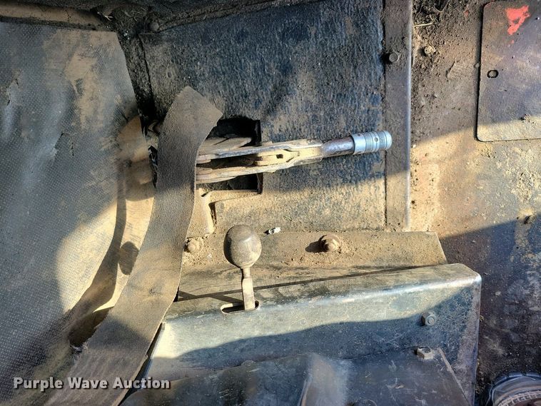 image for item EA2419 1974 Case Agri King 1370 tractor