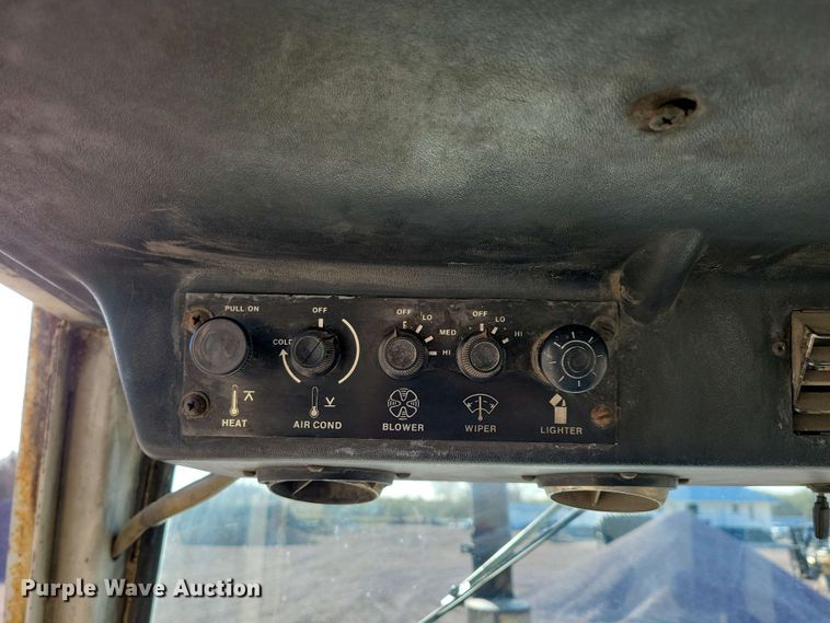 image for item EA2419 1974 Case Agri King 1370 tractor