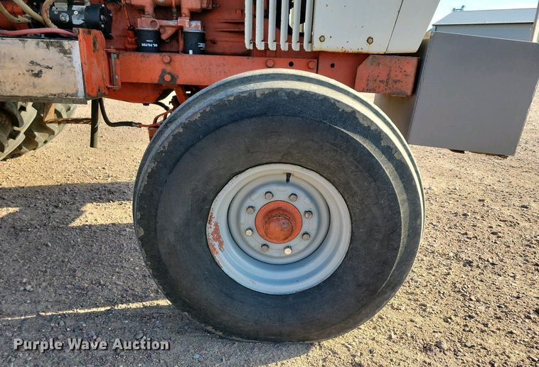image for item EA2419 1974 Case Agri King 1370 tractor