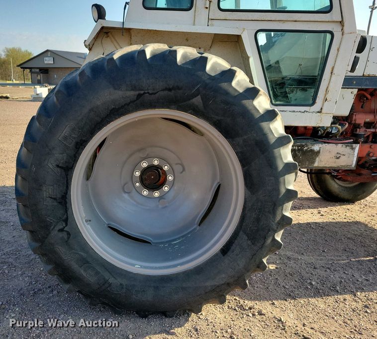 image for item EA2419 1974 Case Agri King 1370 tractor