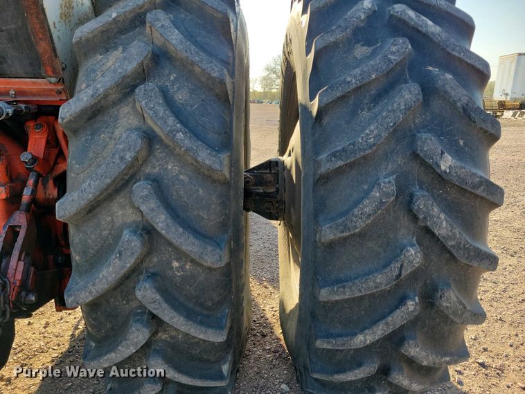 image for item EA2419 1974 Case Agri King 1370 tractor