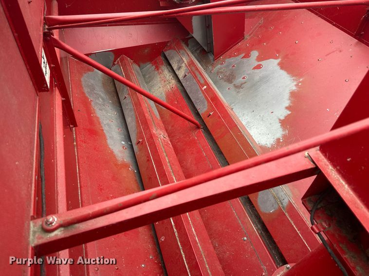 image for item EB2488 1989 Case  1660 combine