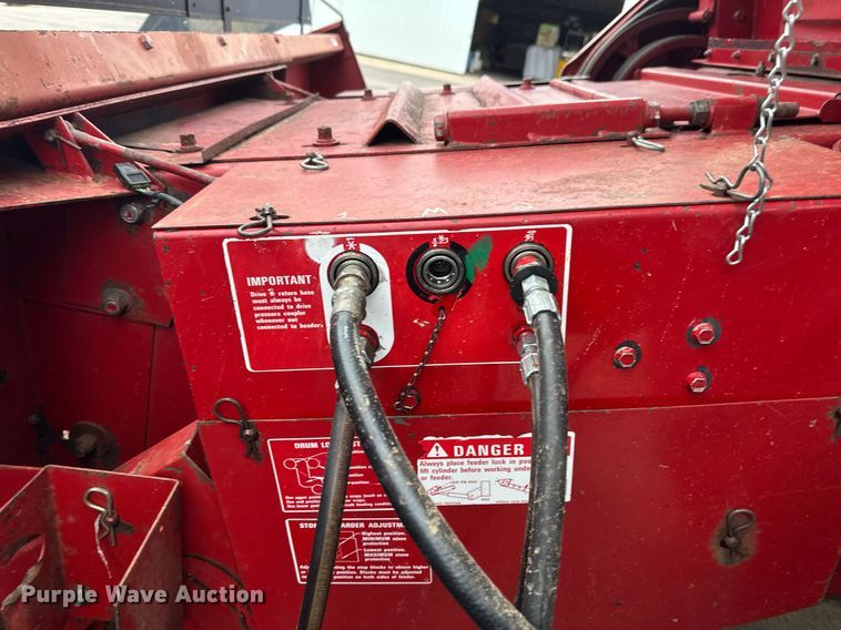 image for item EB2488 1989 Case  1660 combine