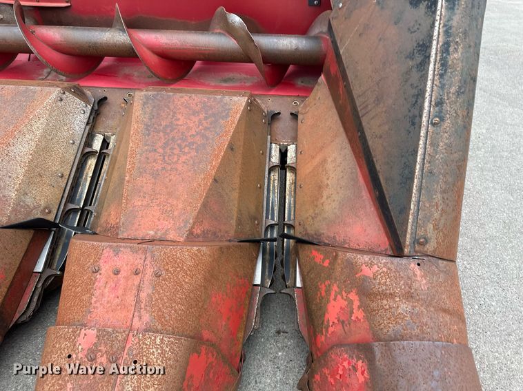 image for item EB2488 1989 Case  1660 combine