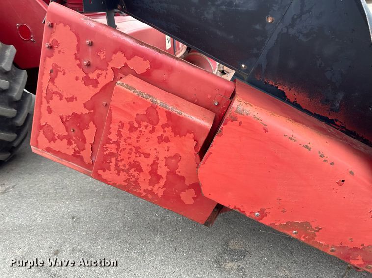 image for item EB2488 1989 Case  1660 combine