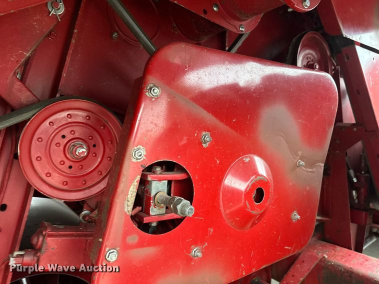 image for item EB2488 1989 Case  1660 combine